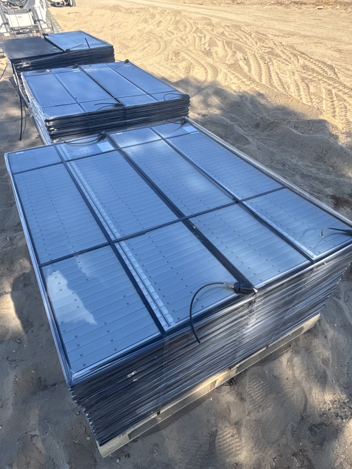 (720) MiaSolé 111W Used Solar Panels | Full Lot Pickup | Lancaster CA 93535