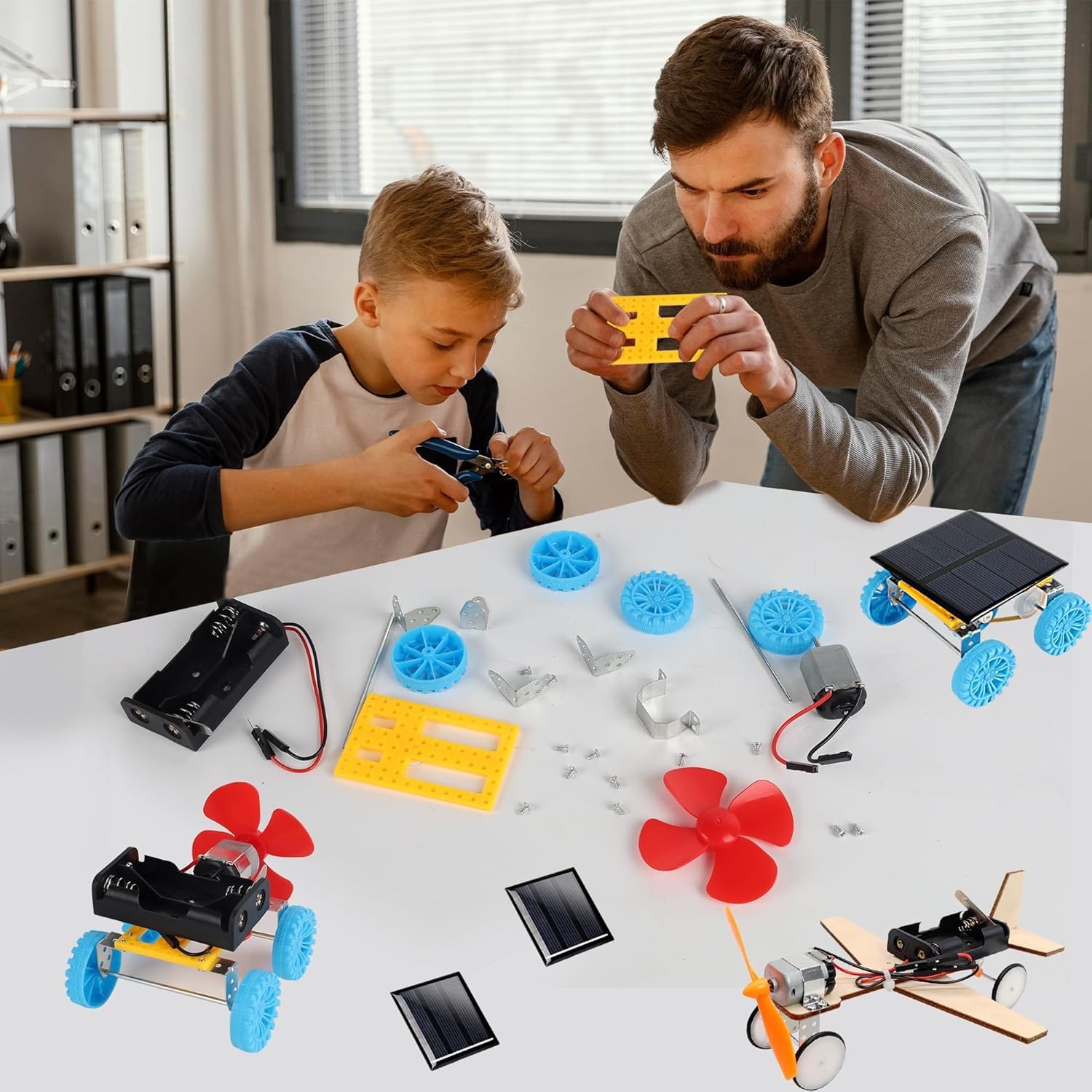4 in 1 Solar Power STEM Kit DIY Science Toy Electric Motor for Kids