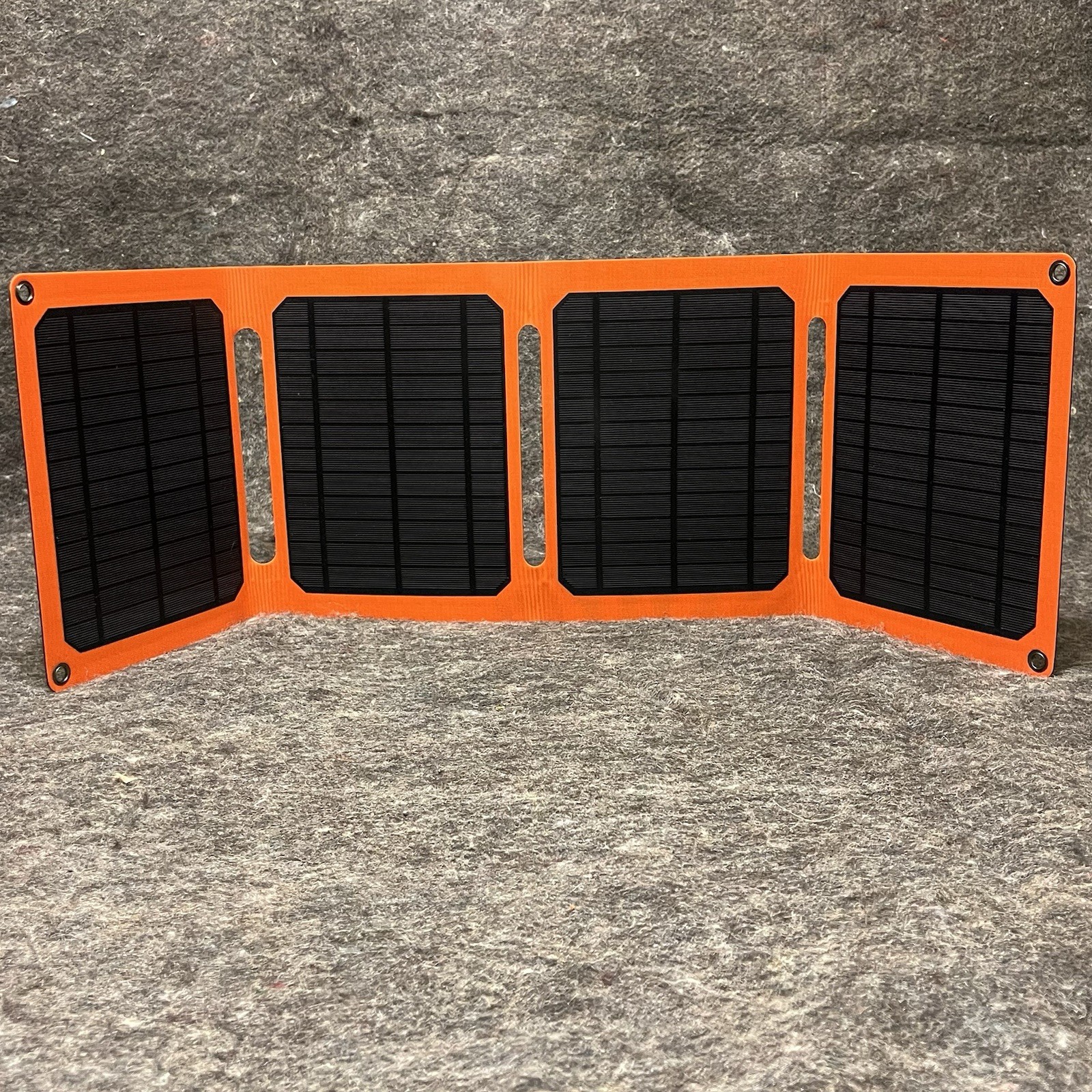 Thunderbolt Solar 18W Foldable Solar Panel Charger USB Portable Camping