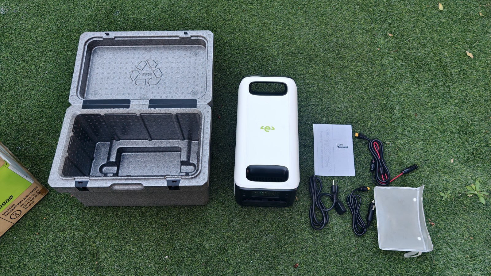 Emoose GigaX 1500wh- 2400W Peak Portable Power Station 1500Wh Battery OPEN BOX