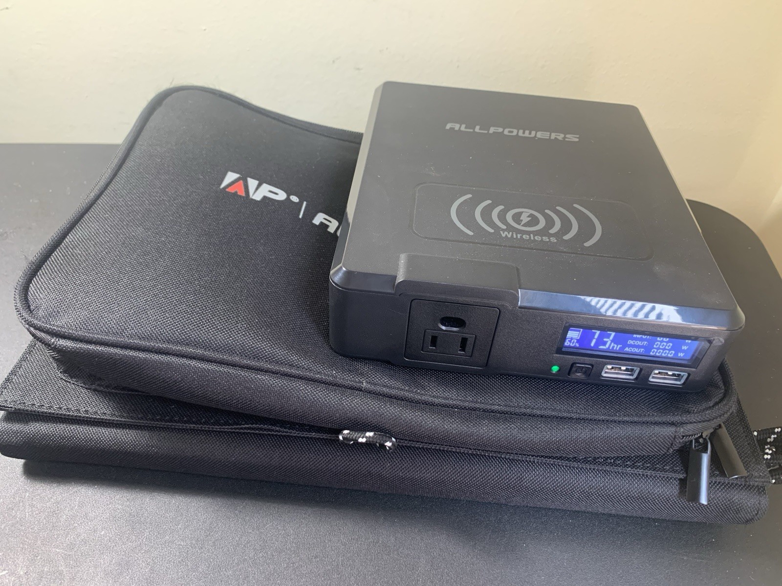 ALLPOWERS S200 V2.0 (200w Power Station W/Case & Solar Panels)
