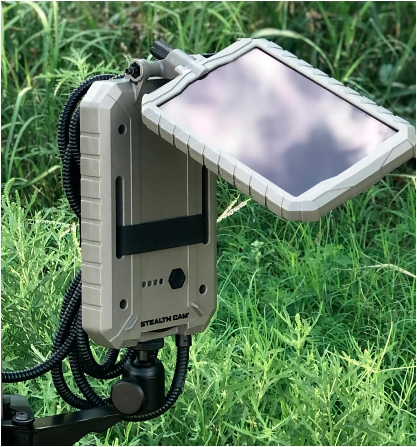 Durable Sol-Pak Solar Battery Pack, 12V Solar Power Panel, Rechargeable Battery